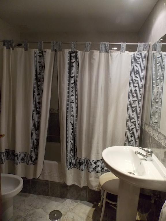 Hotel San Cristobal Coria Szoba fotó